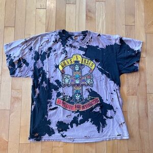 Guns N' Roses Graphic Tee